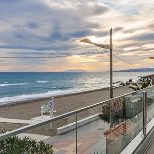 https://laguna-beach-wohnung-mit-freiem-meerblick.1costadelsol.com